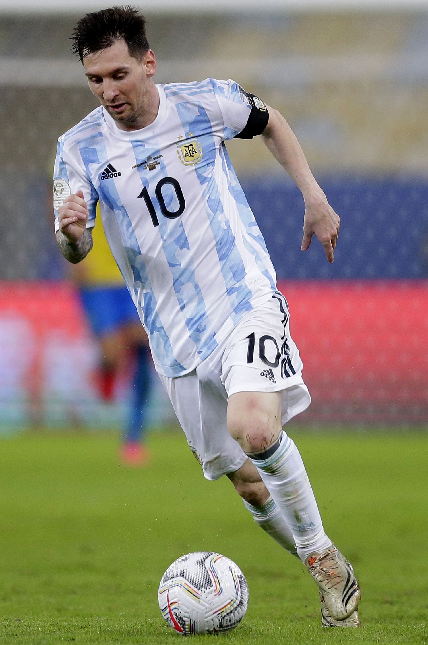 里昂在本赛 里昂在本赛