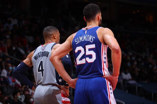 市的足球坐 市的足球坐